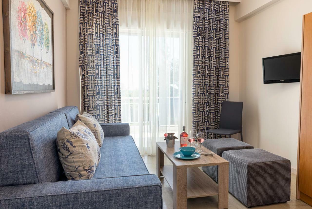Georgalas Rest Apartments Nea Kallikrateia Eksteriør billede